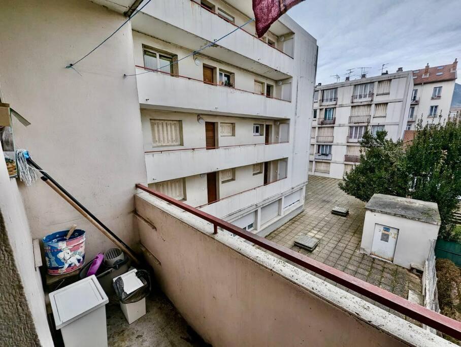 Impeccable Chambre, Bien Place, Calme & Tout Equipe Grenoble Luaran gambar